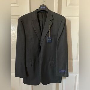 Men's Arrow  Dark Gray suit size  (46 long )